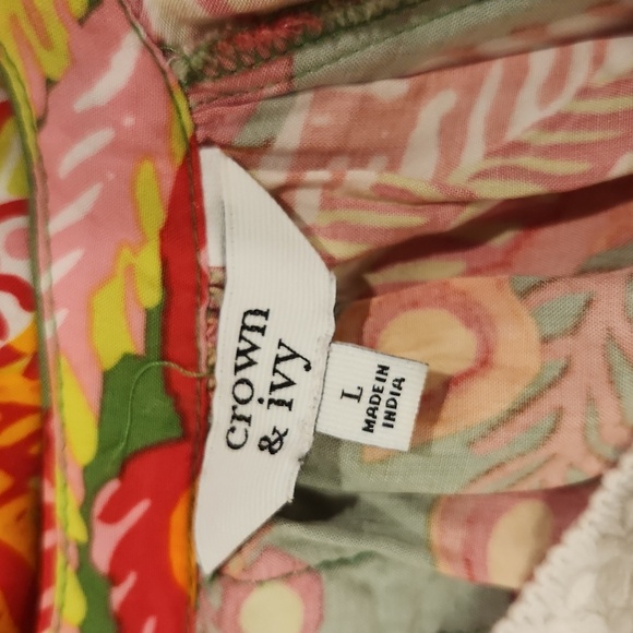 Crown & Ivy Vibrant Multicolor Floral Women's Tunic Top - Picture 6 of 6